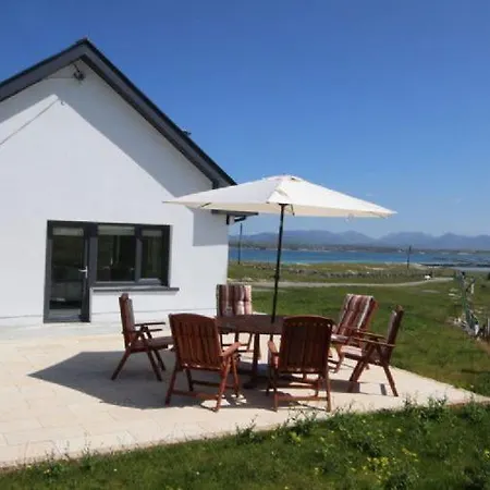 Mannin Bay Beach House