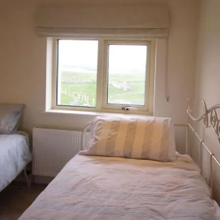 Mannin Bay Beach House Ferienhaus *