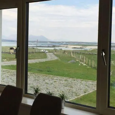 Mannin Bay Beach House